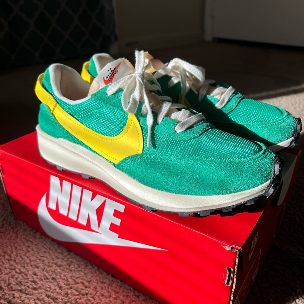 Nike waffle debut